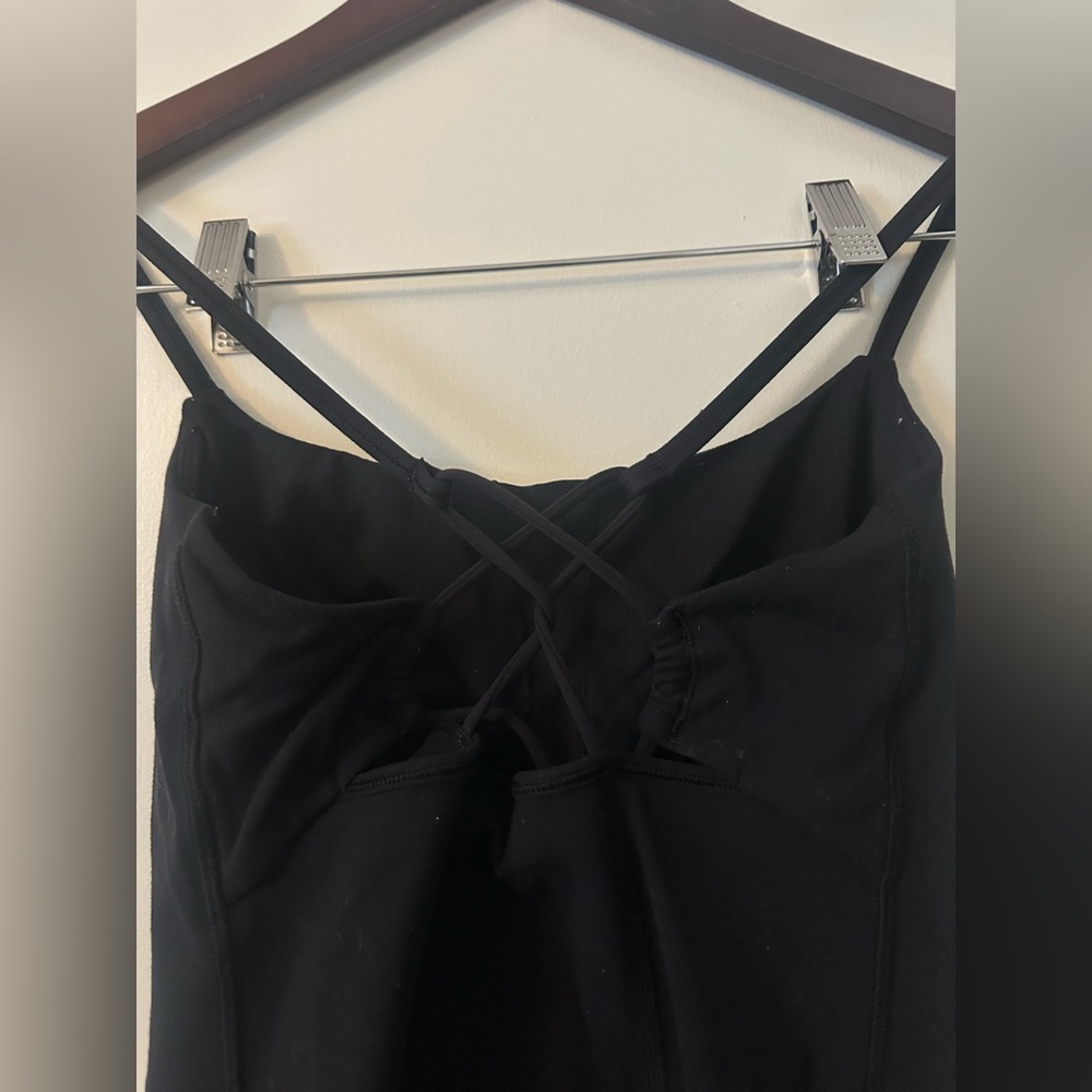 Lululemon Black Criss Cross Strappy Fitted Athletic Workout Tank Top Size 6 - Picture 4 of 5
